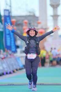 BIB: 5115
                            <button type="button" onclick="openModal(21766389)" class="btn btn-primary btn-sm float-right btn-popup" data-toggle="modal" data-target=".modal-high-quality">
                        <i class="fas fa-shopping-cart"></i> Add to Cart
                    </button>
                                            <button type="button" onclick="isThisMe(21766389, true)" class="btn btn-success btn-sm float-right btn-popup btn-isme hidden" data-toggle="tooltip" data-placement="bottom" title="นี่คือรูปของคุณใช่ไหม คลิกที่นี่เพื่อเอาเข้าอัลบั้ม">
                        <i class="fas fa-plus"></i> Add to album
                    </button>
                    <button type="button" onclick="isThisMe(21766389, false)" class="btn btn-warning btn-sm float-right btn-popup btn-isnotme hidden">
                        <i class="fas fa-ban"></i> Remove from album
                    </button>